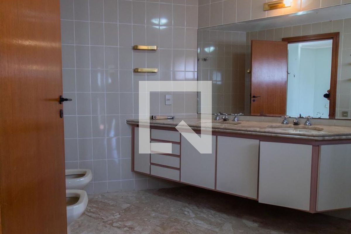 Apartamento, 5 quartos, 241 m² - Foto 48