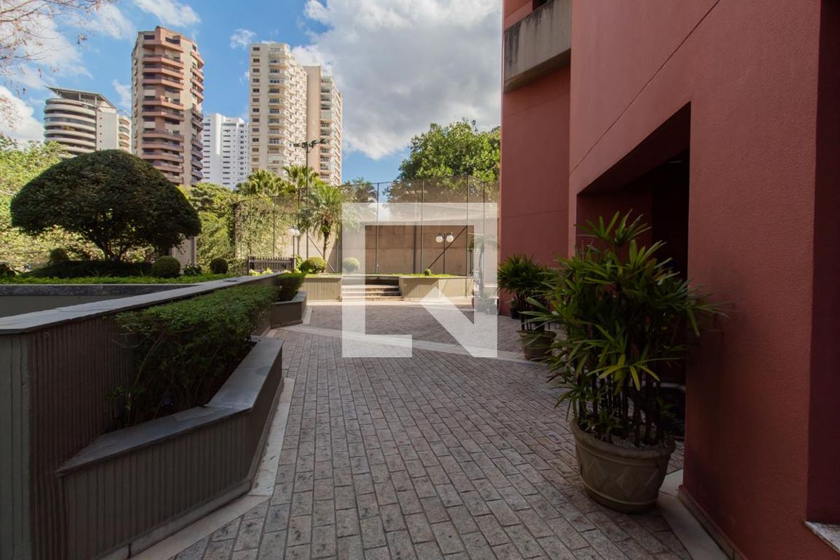 Apartamento, 5 quartos, 241 m² - Foto 114