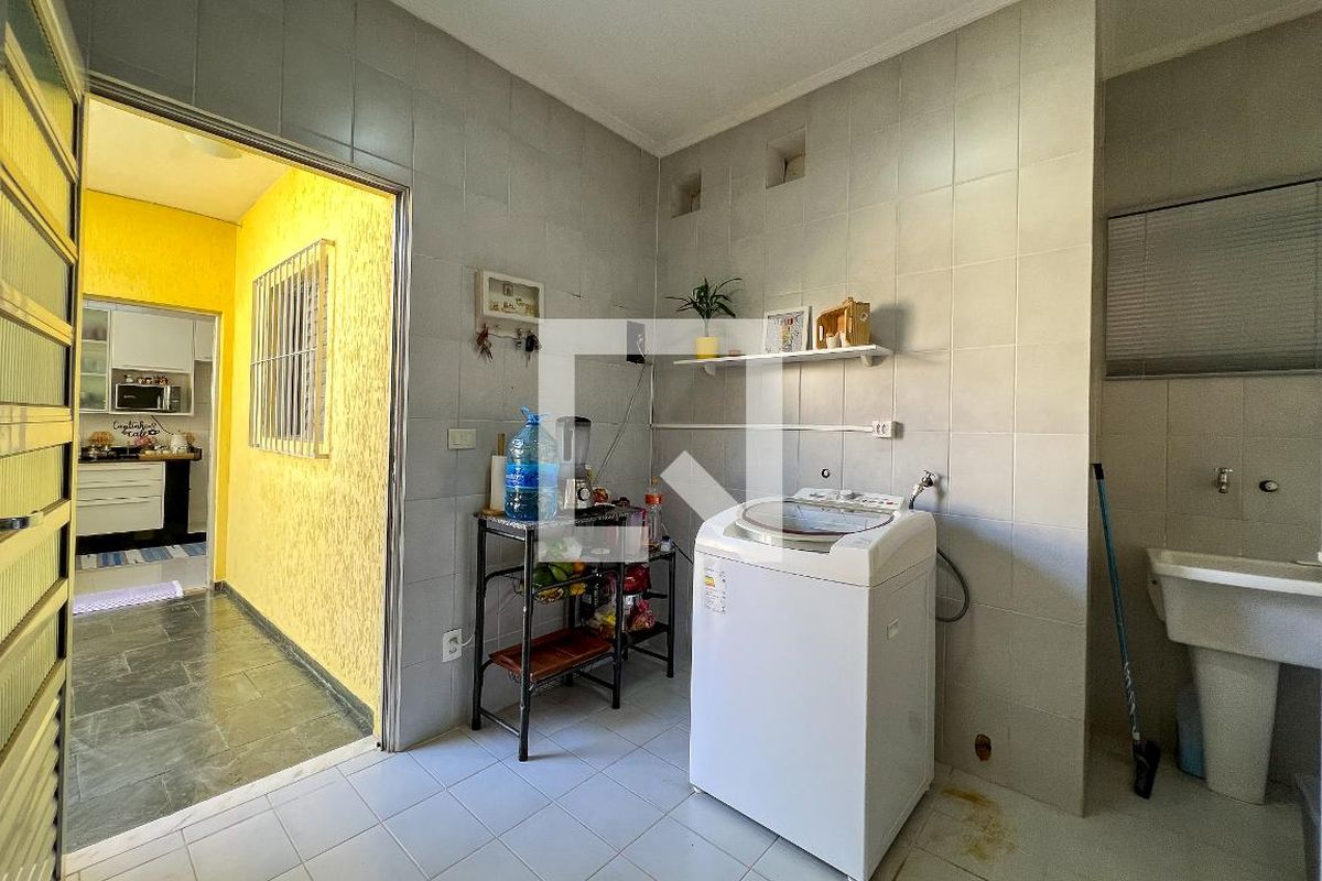 Casa, 2 quartos, 240 m² - Foto 109