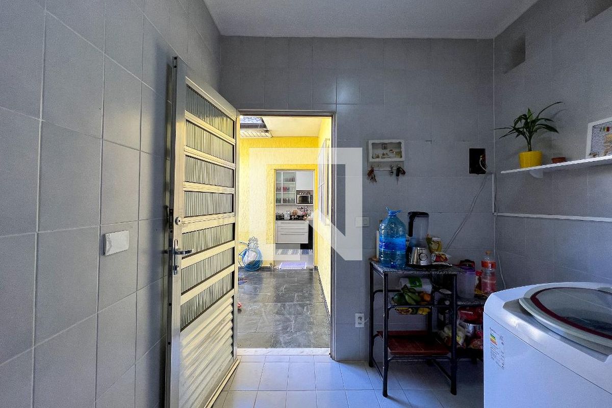 Casa, 2 quartos, 240 m² - Foto 111