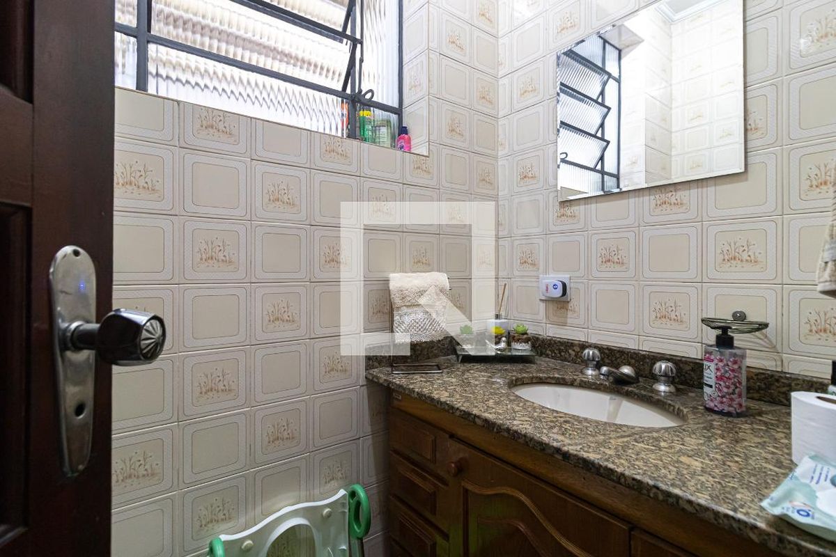Casa, 3 quartos, 230 m² - Foto 22