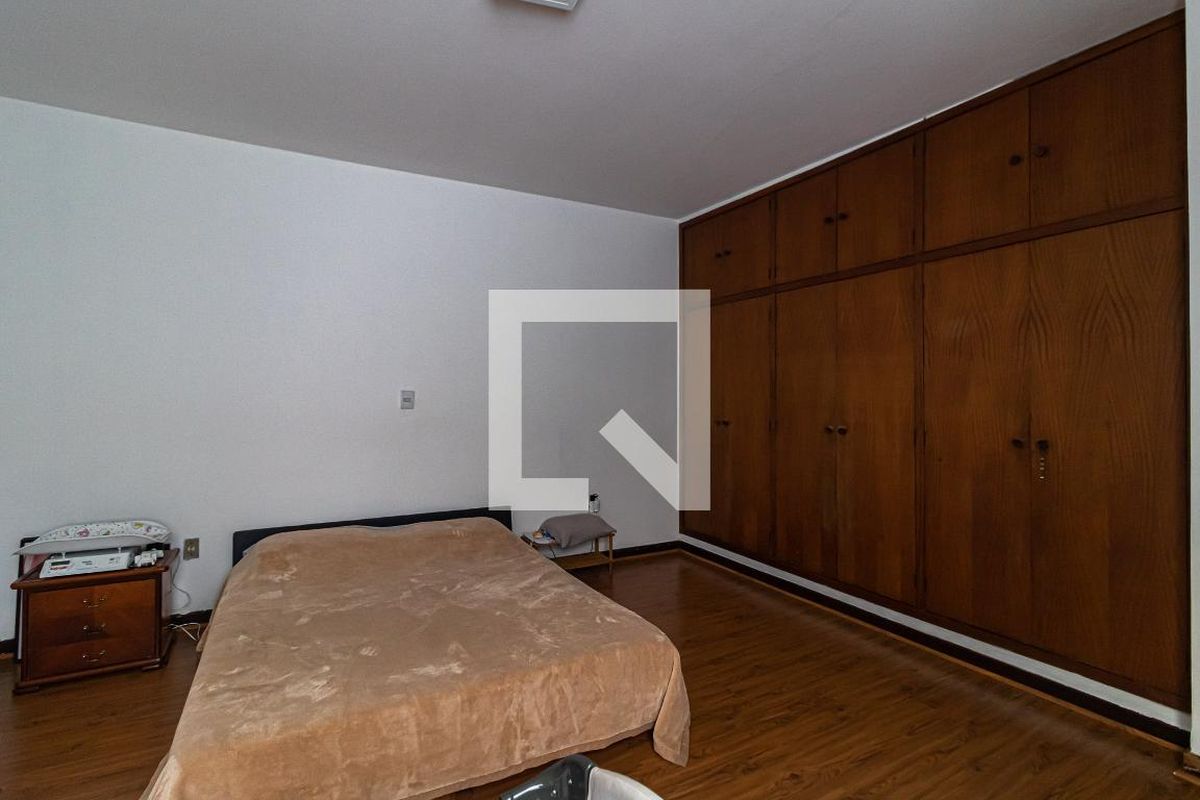 Casa, 3 quartos, 230 m² - Foto 9
