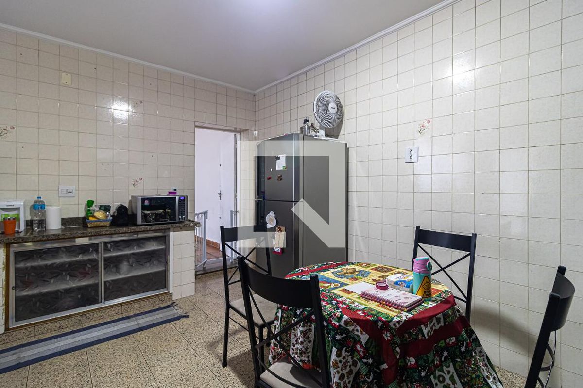 Casa, 3 quartos, 230 m² - Foto 24