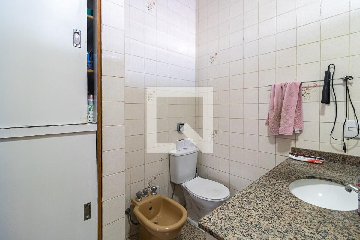 Casa, 3 quartos, 230 m² - Foto 19