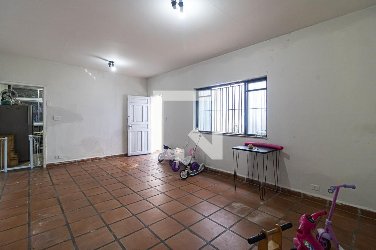 Casa, 3 quartos, 230 m² - Foto 32