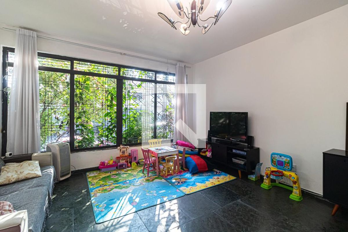 Casa, 3 quartos, 230 m² - Foto 2