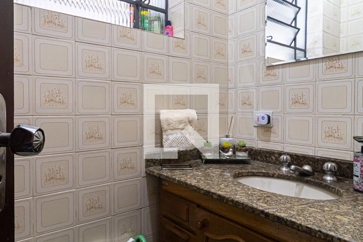 Casa, 3 quartos, 230 m² - Foto 23