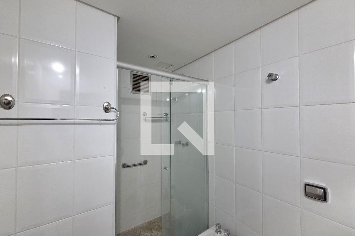 Apartamento, 3 quartos, 135 m² - Foto 151