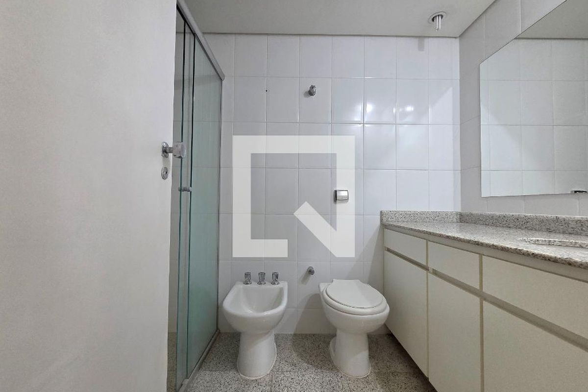 Apartamento, 3 quartos, 135 m² - Foto 145