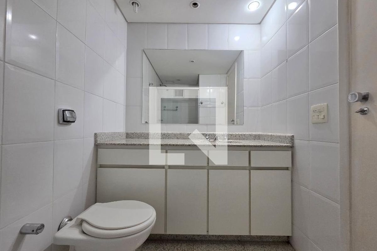 Apartamento, 3 quartos, 135 m² - Foto 157