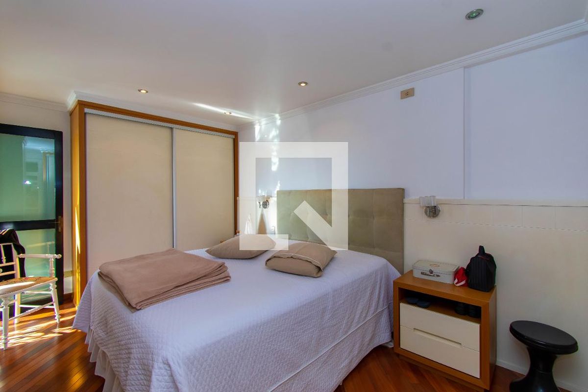 Apartamento, 3 quartos, 156 m² - Foto 85