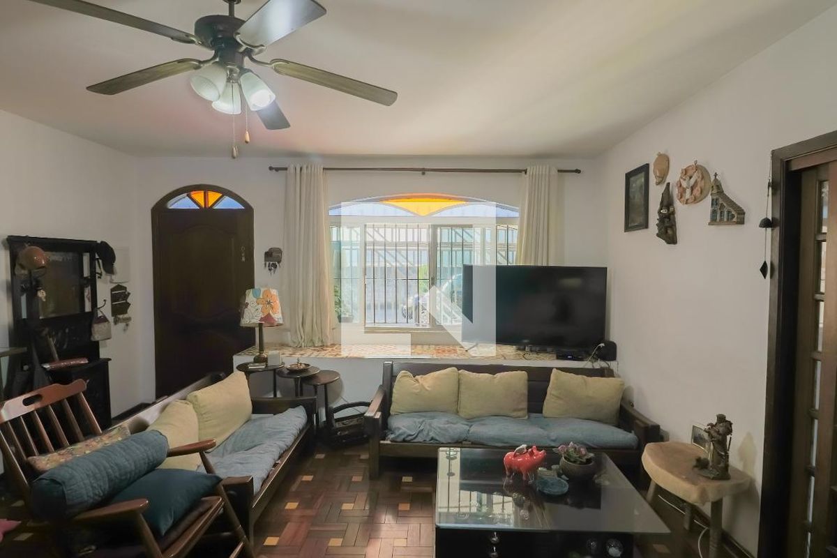 Casa, 3 quartos, 159 m² - Foto 2
