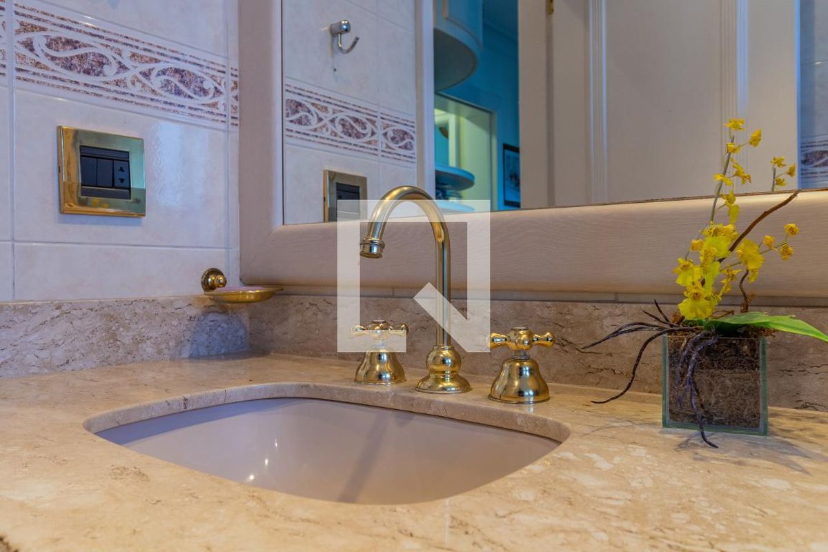 Apartamento, 3 quartos, 250 m² - Foto 102