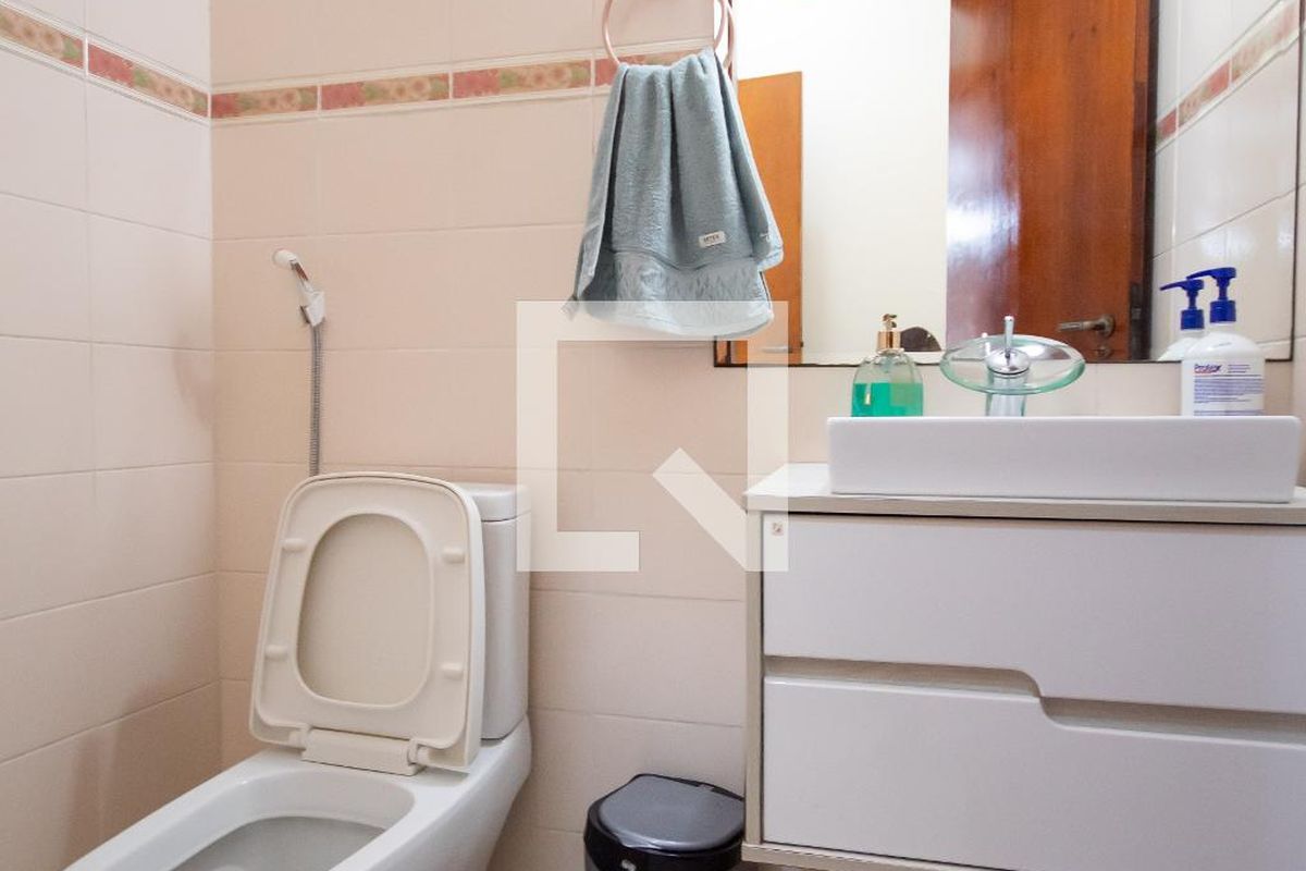 Casa, 3 quartos, 270 m² - Foto 17