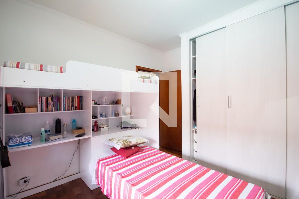 Casa, 3 quartos, 270 m² - Foto 49