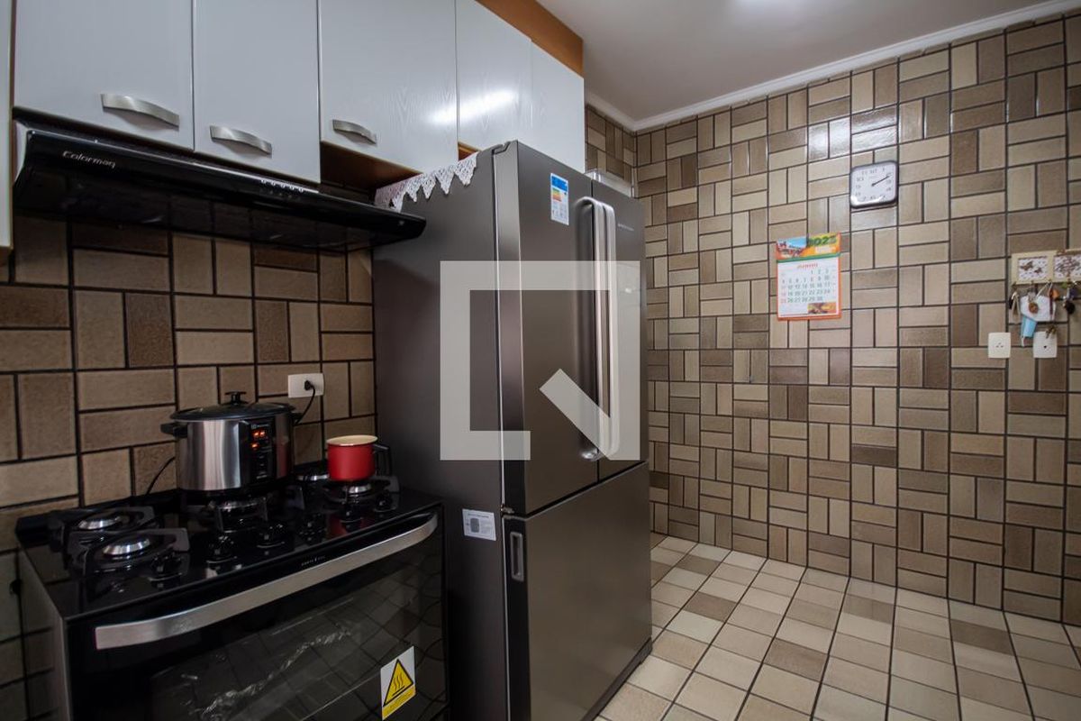 Casa, 3 quartos, 270 m² - Foto 77