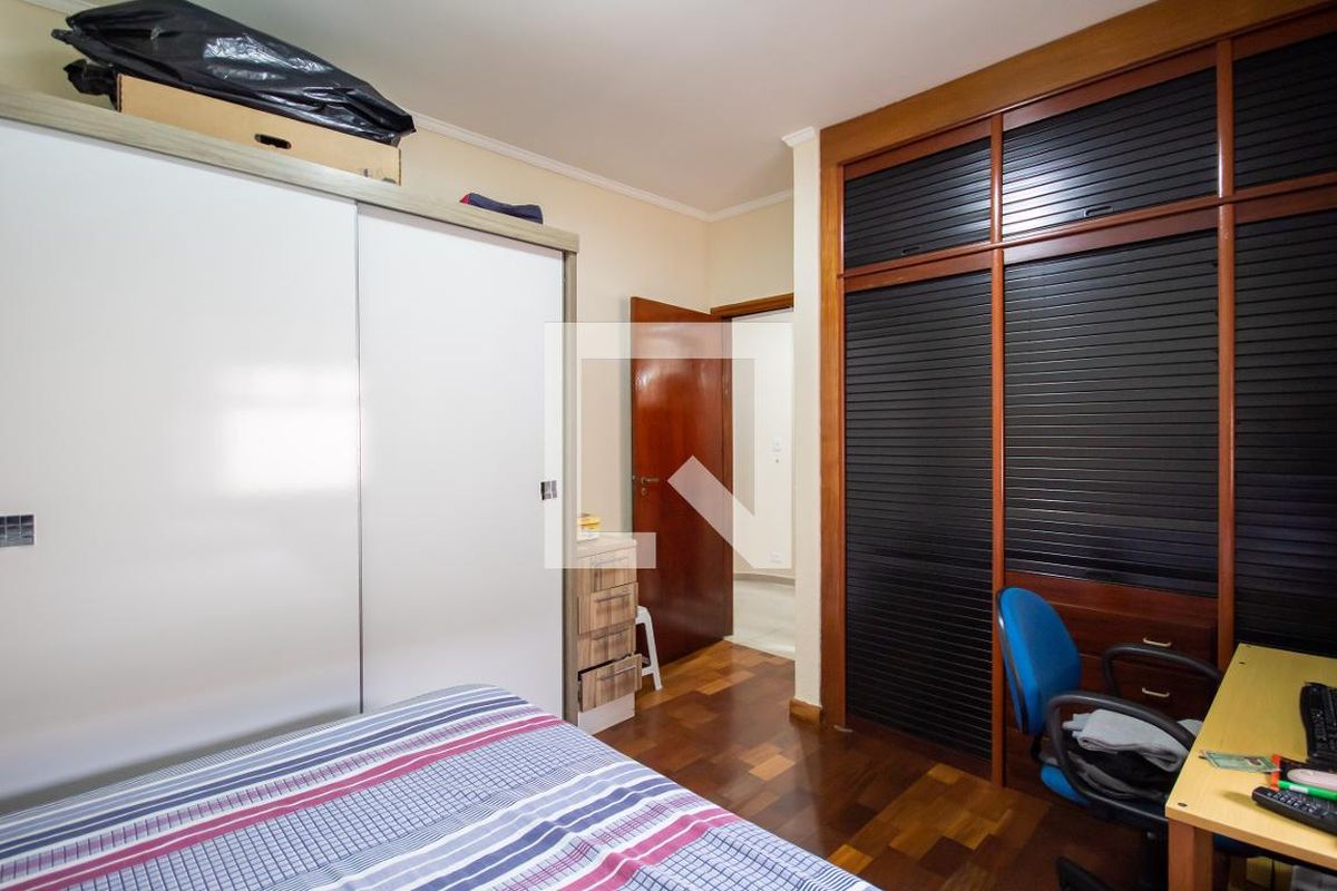 Casa, 3 quartos, 270 m² - Foto 39