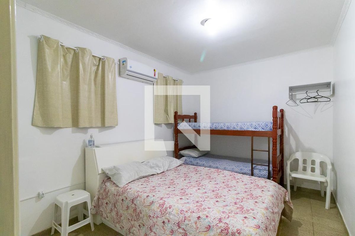 Casa à Venda - Jardim Flamboyant, 5 Quartos,  256 m2 em , Campinas - sp | SoloBR