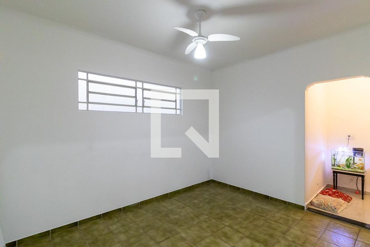 Casa à Venda - Jardim Flamboyant, 5 Quartos,  256 m2 em , Campinas - sp | SoloBR