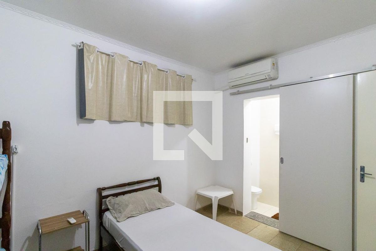 Casa à Venda - Jardim Flamboyant, 5 Quartos,  256 m2 em , Campinas - sp | SoloBR