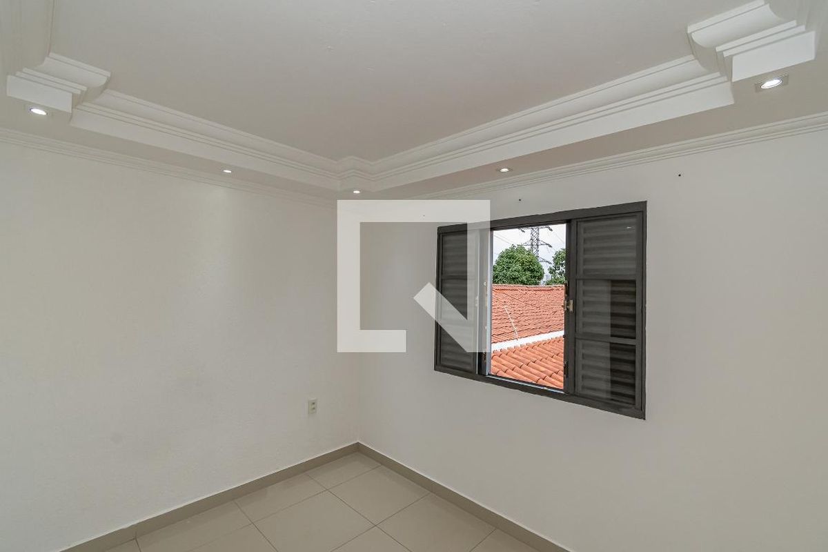 Casa à Venda - Jardim Planalto, 2 Quartos,  235 m2 em , Campinas - sp | SoloBR