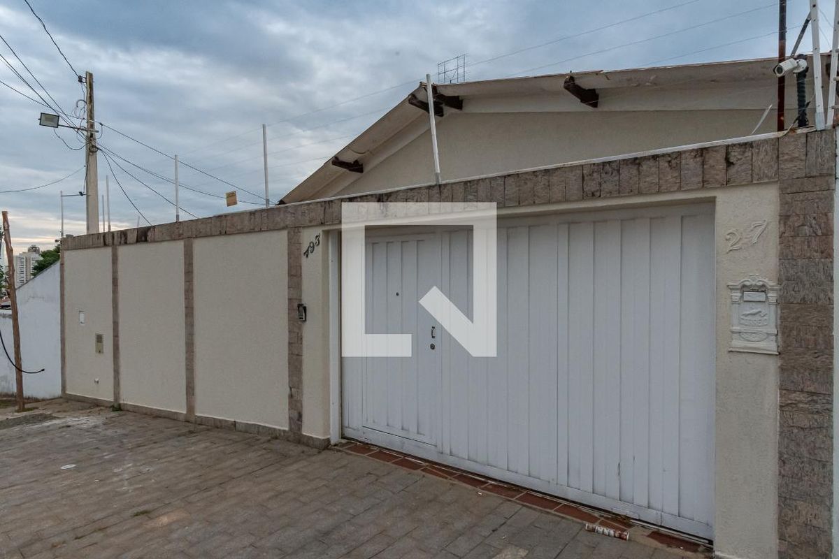 Casa à Venda - Jardim Planalto, 2 Quartos,  235 m2 em , Campinas - sp | SoloBR
