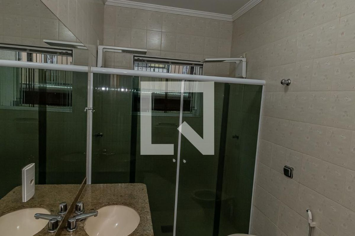 Casa à Venda - Jardim Planalto, 2 Quartos,  235 m2 em , Campinas - sp | SoloBR