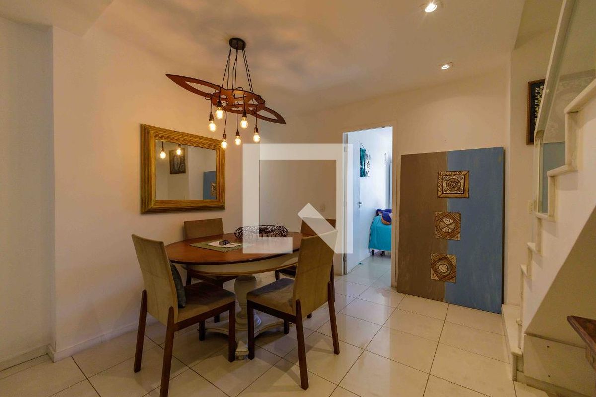 Cobertura, 3 quartos, 205 m² - Foto 2