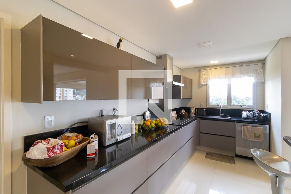 Apartamento à Venda - Mansões Santo Antônio, 4 Quartos,  181 m2 em , Campinas - sp | SoloBR