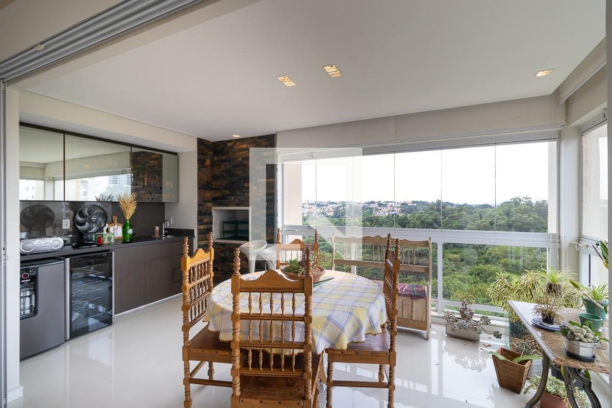 Apartamento à Venda - Mansões Santo Antônio, 4 Quartos,  181 m2 em , Campinas - sp | SoloBR