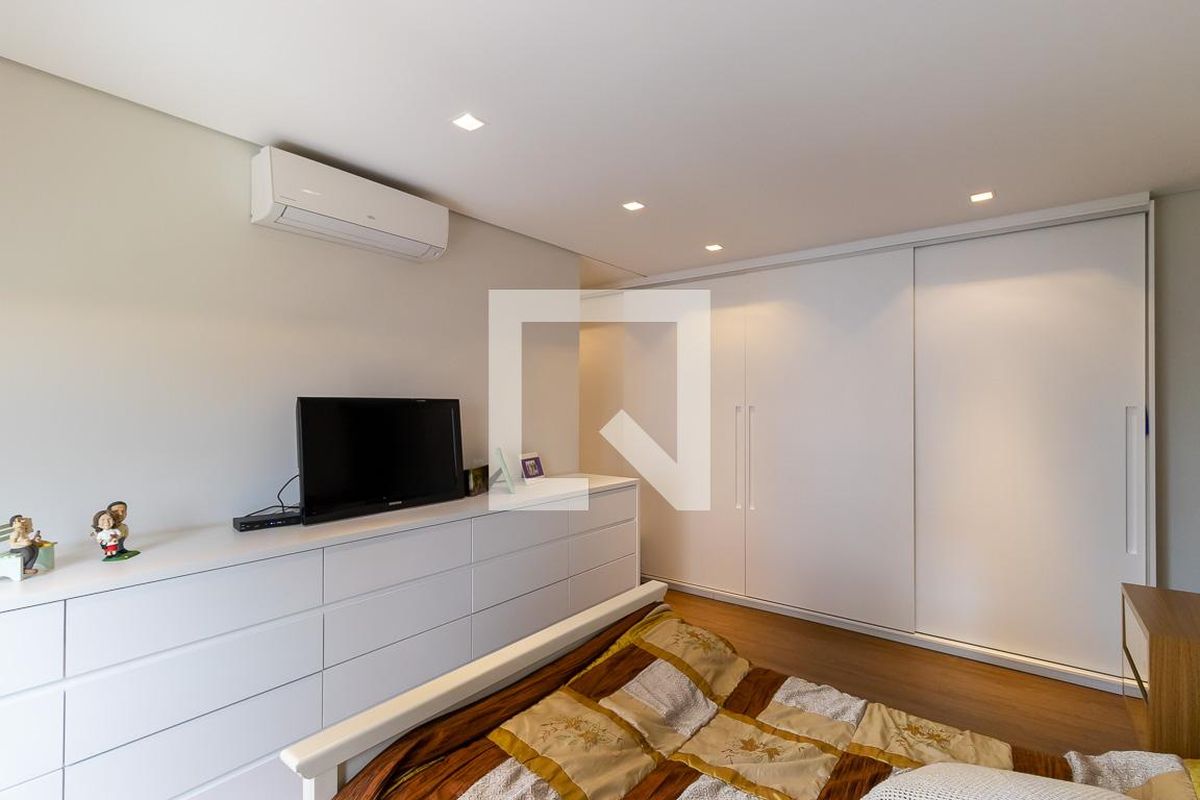 Apartamento à Venda - Mansões Santo Antônio, 4 Quartos,  181 m2 em , Campinas - sp | SoloBR