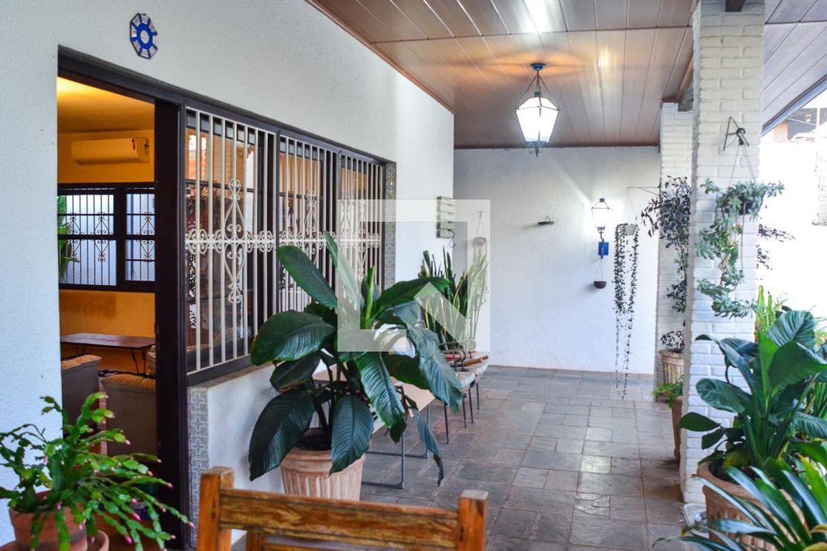 Casa à Venda - Jardim Chapadão, 3 Quartos,  280 m2 em , Campinas - sp | SoloBR