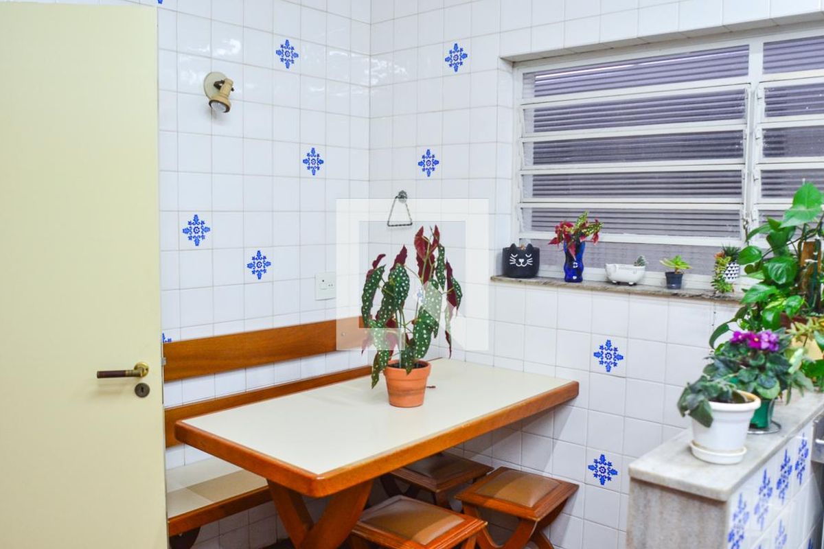 Casa à Venda - Jardim Chapadão, 3 Quartos,  280 m2 em , Campinas - sp | SoloBR