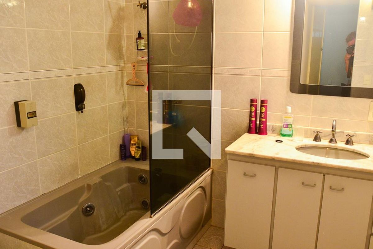 Casa à Venda - Jardim Chapadão, 3 Quartos,  280 m2 em , Campinas - sp | SoloBR