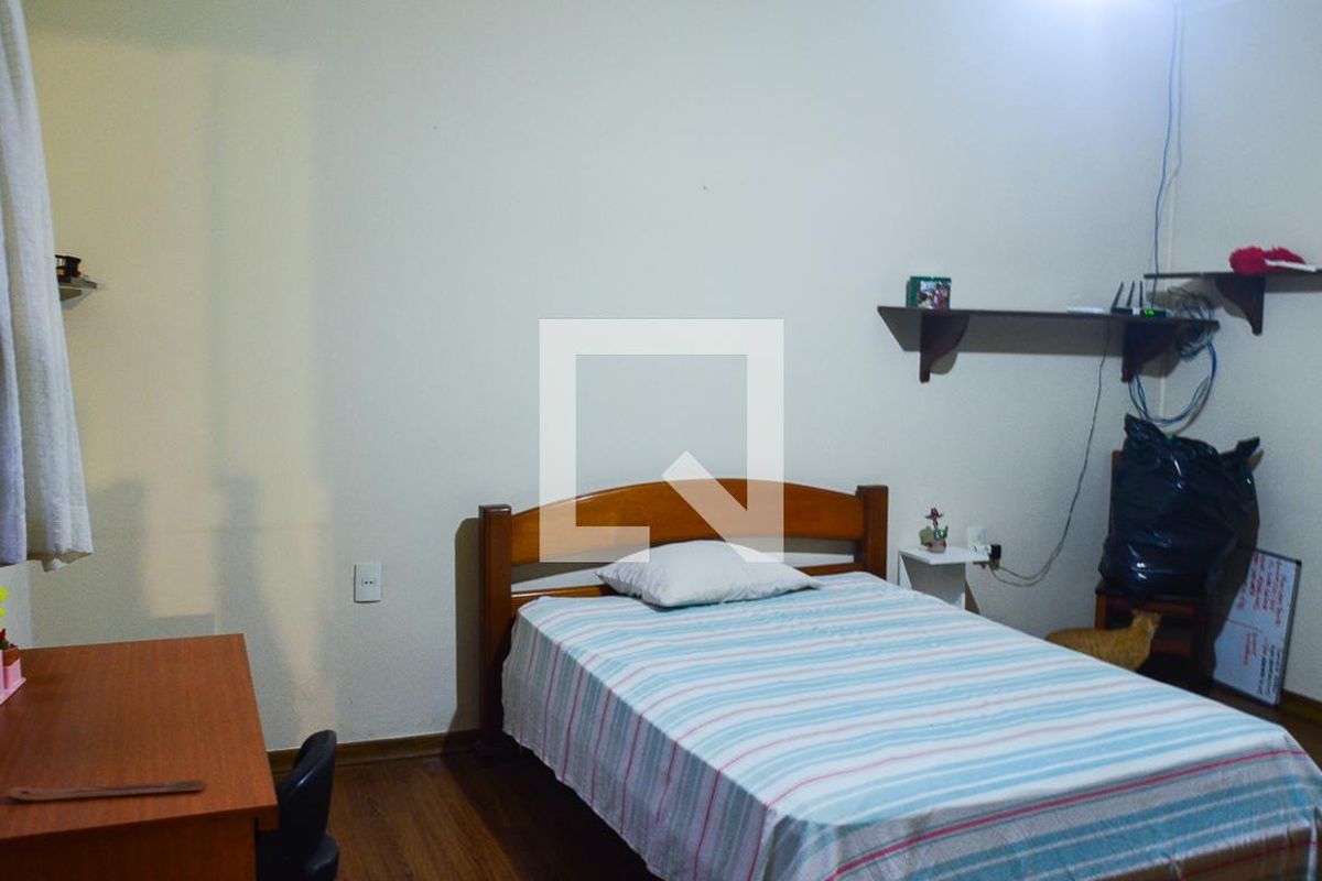 Casa à Venda - Jardim Chapadão, 3 Quartos,  280 m2 em , Campinas - sp | SoloBR