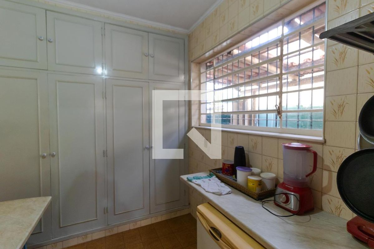 Casa à Venda - Jardim Chapadão, 5 Quartos,  306 m2 em , Campinas - sp | SoloBR