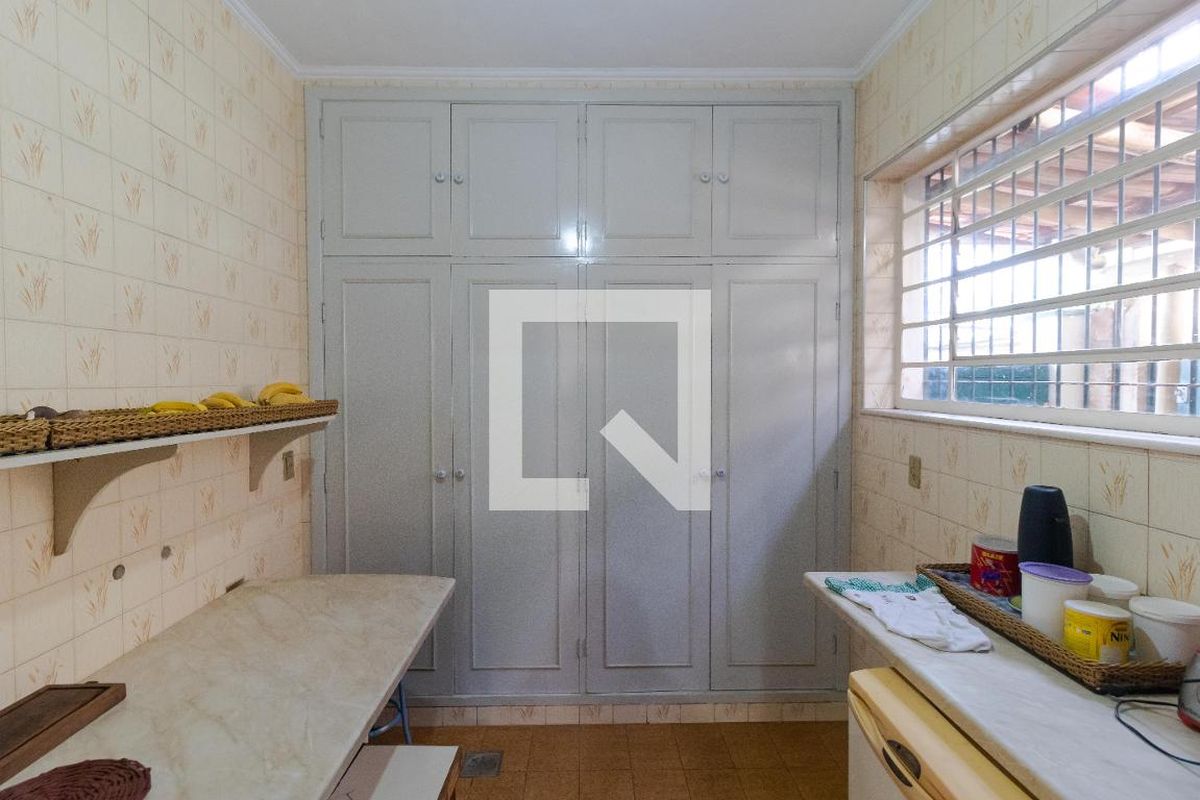 Casa à Venda - Jardim Chapadão, 5 Quartos,  306 m2 em , Campinas - sp | SoloBR