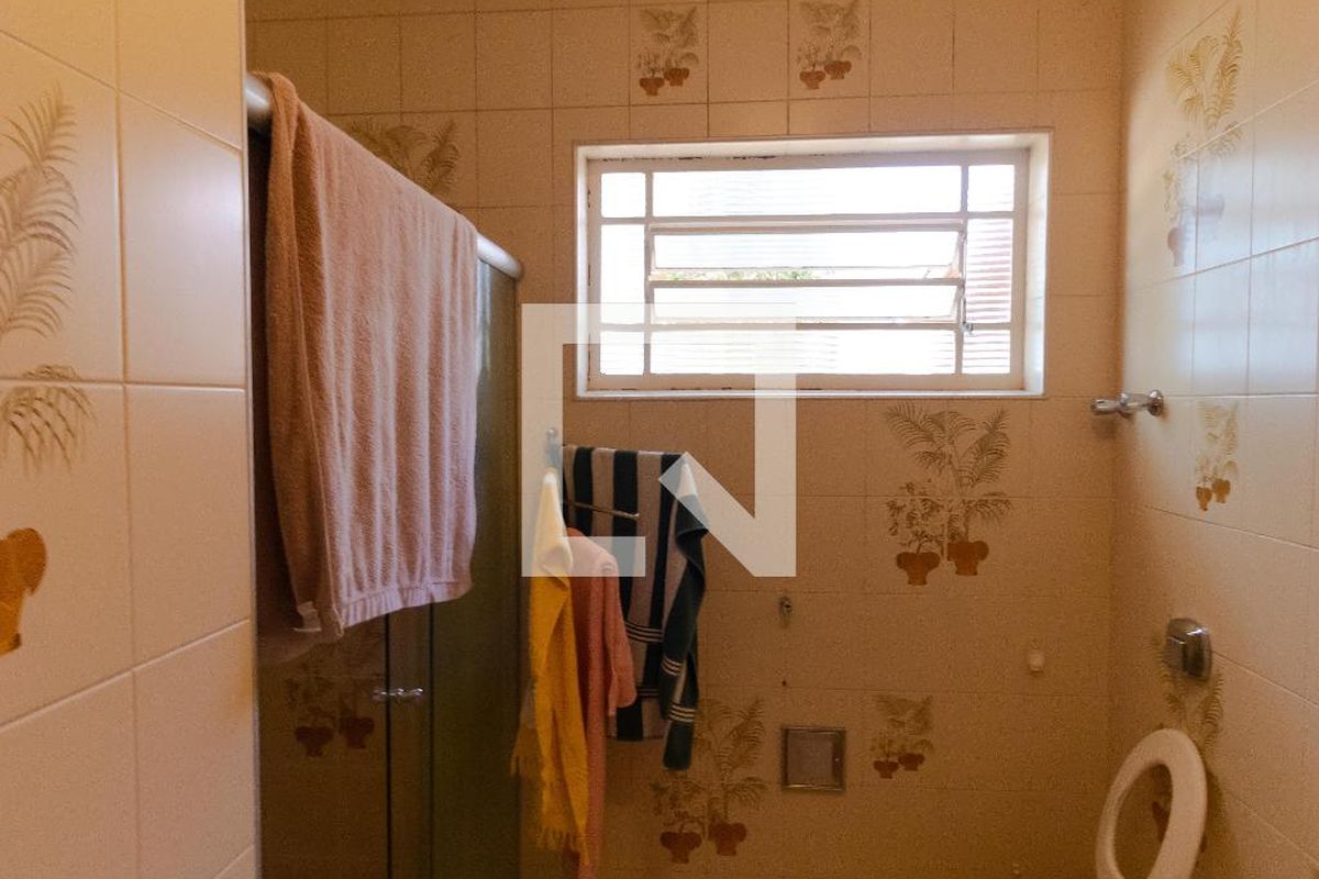 Casa à Venda - Taquaral, 5 Quartos,  320 m2 em , Campinas - sp | SoloBR