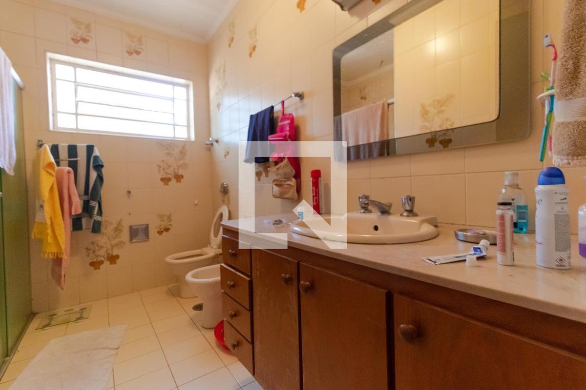 Casa à Venda - Taquaral, 5 Quartos,  320 m2 em , Campinas - sp | SoloBR