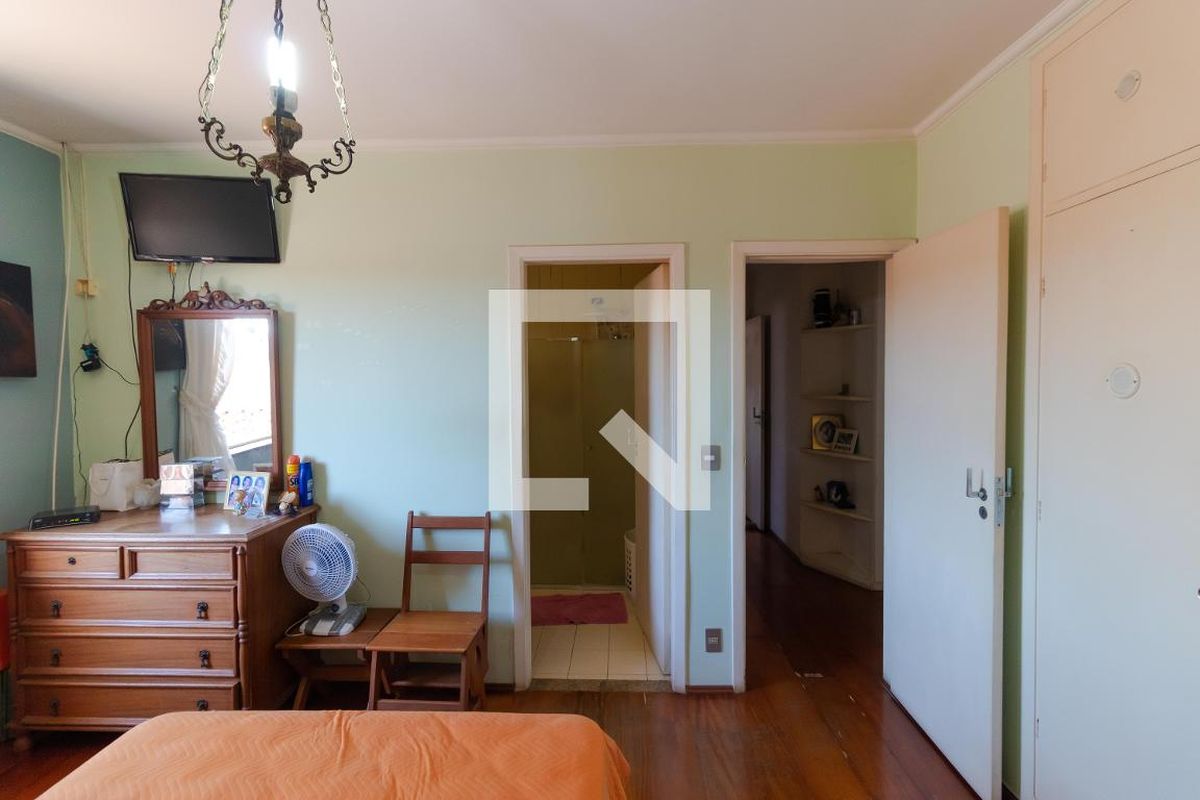 Casa à Venda - Taquaral, 5 Quartos,  320 m2 em , Campinas - sp | SoloBR