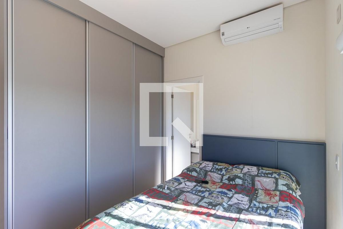 Casa à Venda - Lot. Alphaville Campinas , 3 Quartos,  200 m2 em , Campinas - sp | SoloBR
