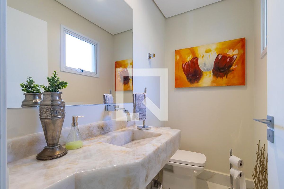 Casa à Venda - Lot. Alphaville Campinas , 3 Quartos,  200 m2 em , Campinas - sp | SoloBR