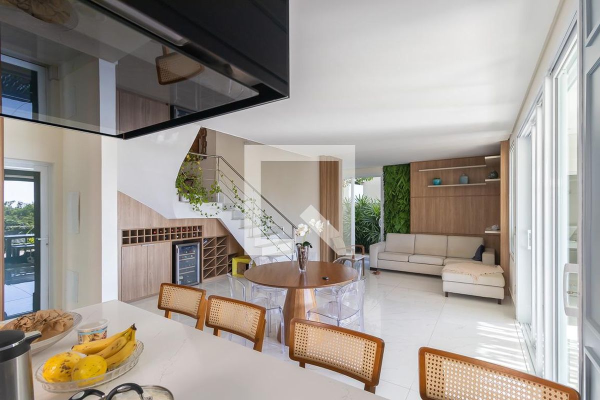 Casa à Venda - Lot. Alphaville Campinas , 3 Quartos,  200 m2 em , Campinas - sp | SoloBR