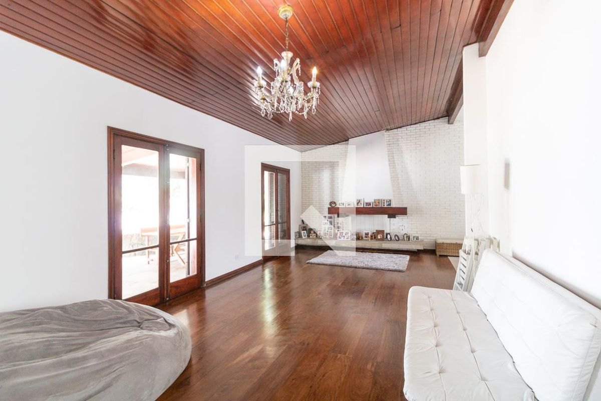 Casa, 6 quartos, 880 m² - Foto 2