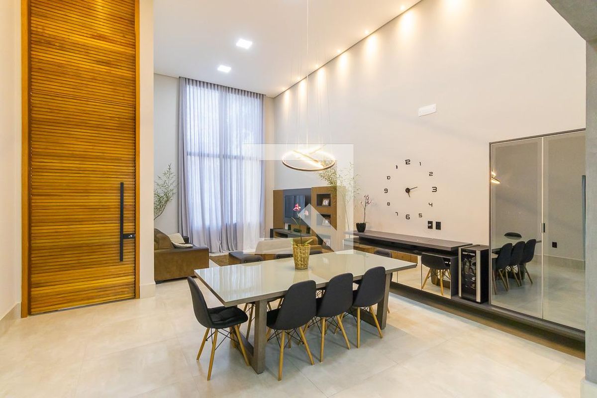 Casa à Venda - Swiss Park, 3 Quartos,  198 m2 em , Campinas - sp | SoloBR