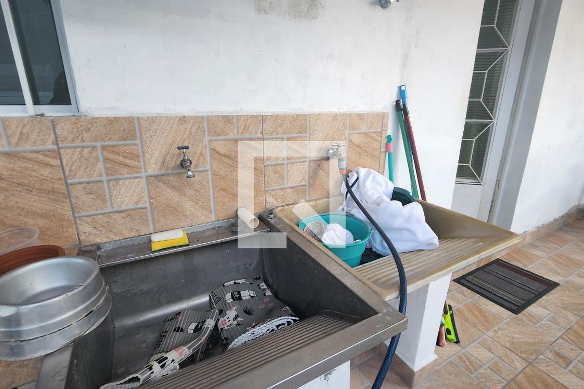 Casa à Venda - Nova Campinas, 4 Quartos,  260 m2 em , Campinas - sp | SoloBR