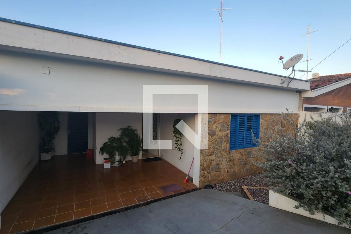 Casa à Venda - Nova Campinas, 4 Quartos,  260 m2 em , Campinas - sp | SoloBR