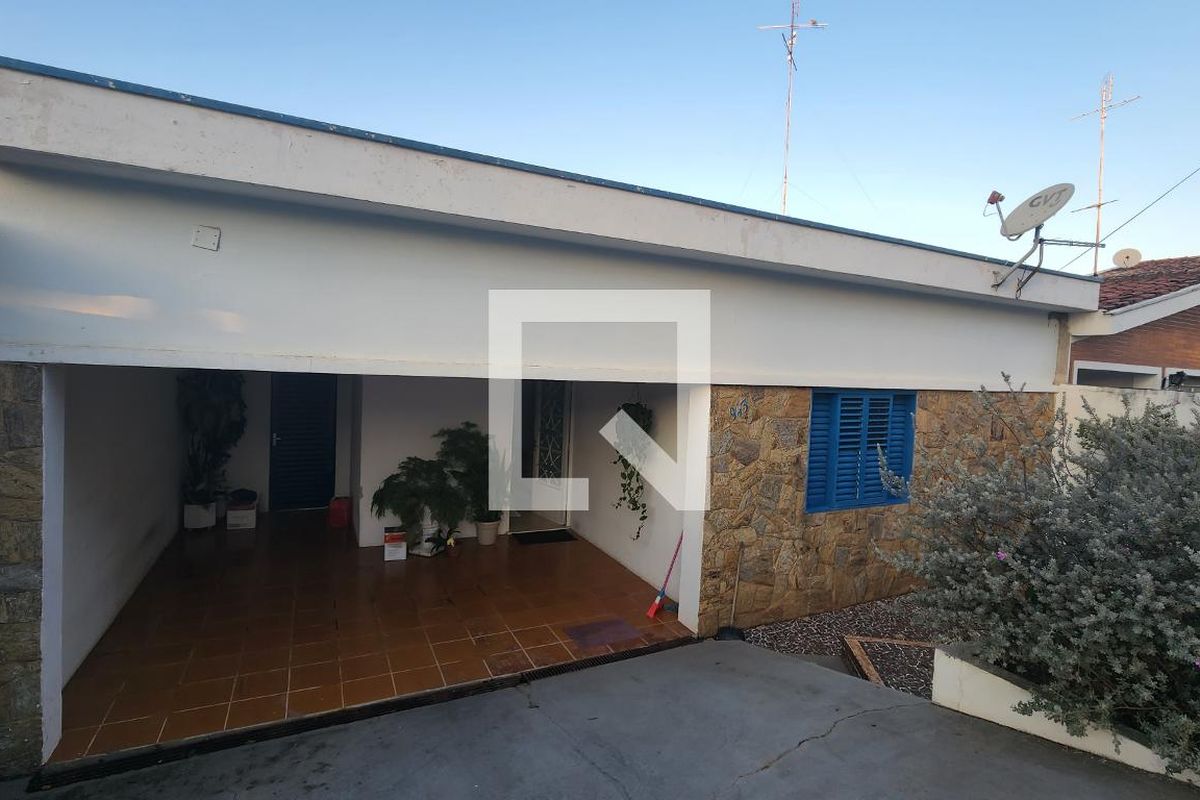 Casa à Venda - Nova Campinas, 4 Quartos,  260 m2 em , Campinas - sp | SoloBR