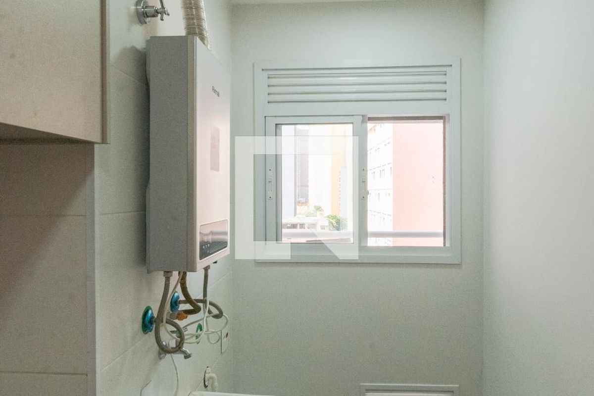 Apartamento à Venda - Centro, 1 Quarto,  40 m2 em , Campinas - sp | SoloBR