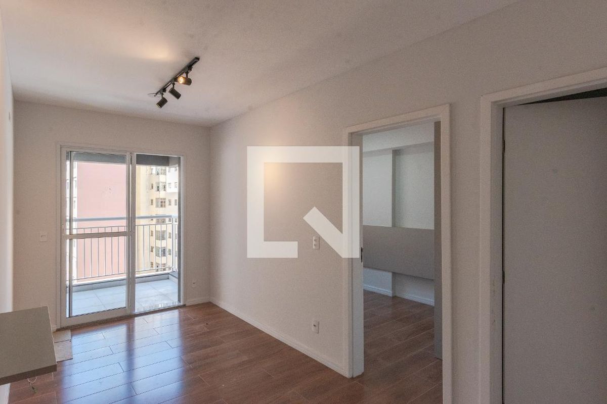 Apartamento à Venda - Centro, 1 Quarto,  40 m2 em , Campinas - sp | SoloBR